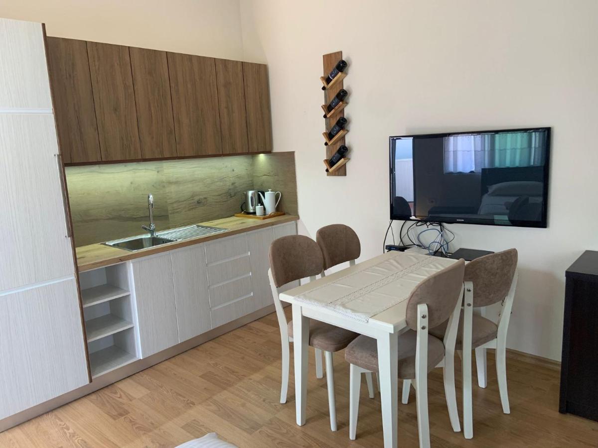 Vila 32 Berat Exteriér fotografie